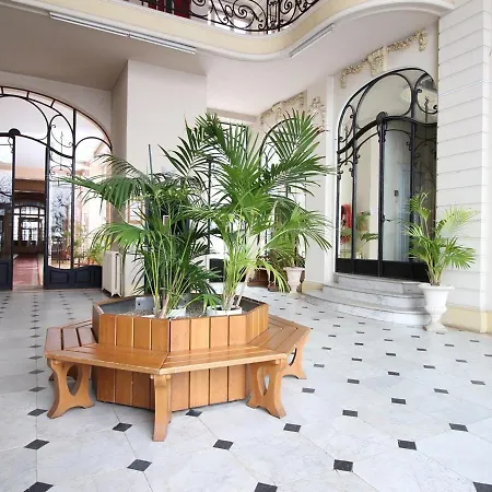 Apartment Centre-ville Mont-dore, Historique, 2 Etoiles, Wifi & Confort Pour 2 Personnes - Fr-1-608-121 Le Mont-Dore